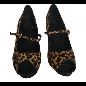 Vince Camuto Leopard Heels / Size 10